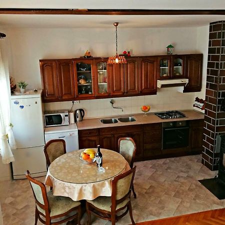 Apartmani Anda Трогир Экстерьер фото