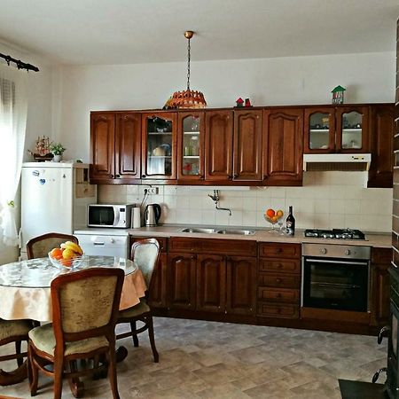 Apartmani Anda Трогир Экстерьер фото