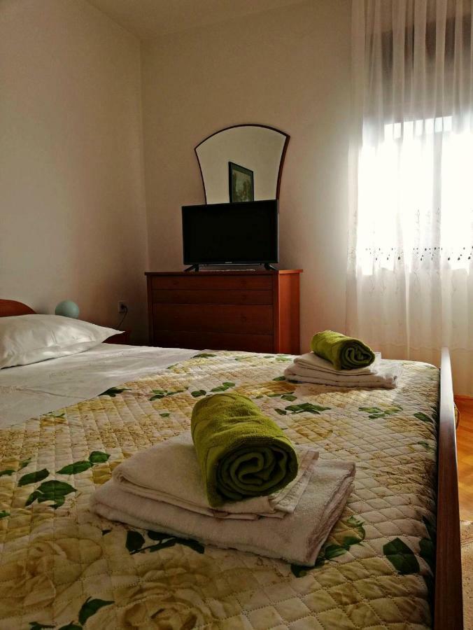 Apartmani Anda Трогир Экстерьер фото