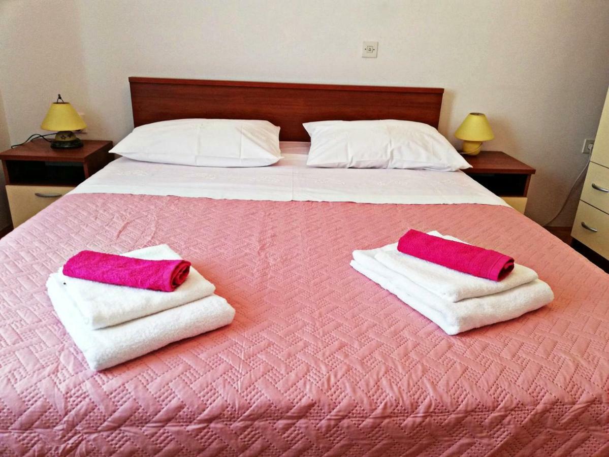 Apartmani Anda Трогир Экстерьер фото