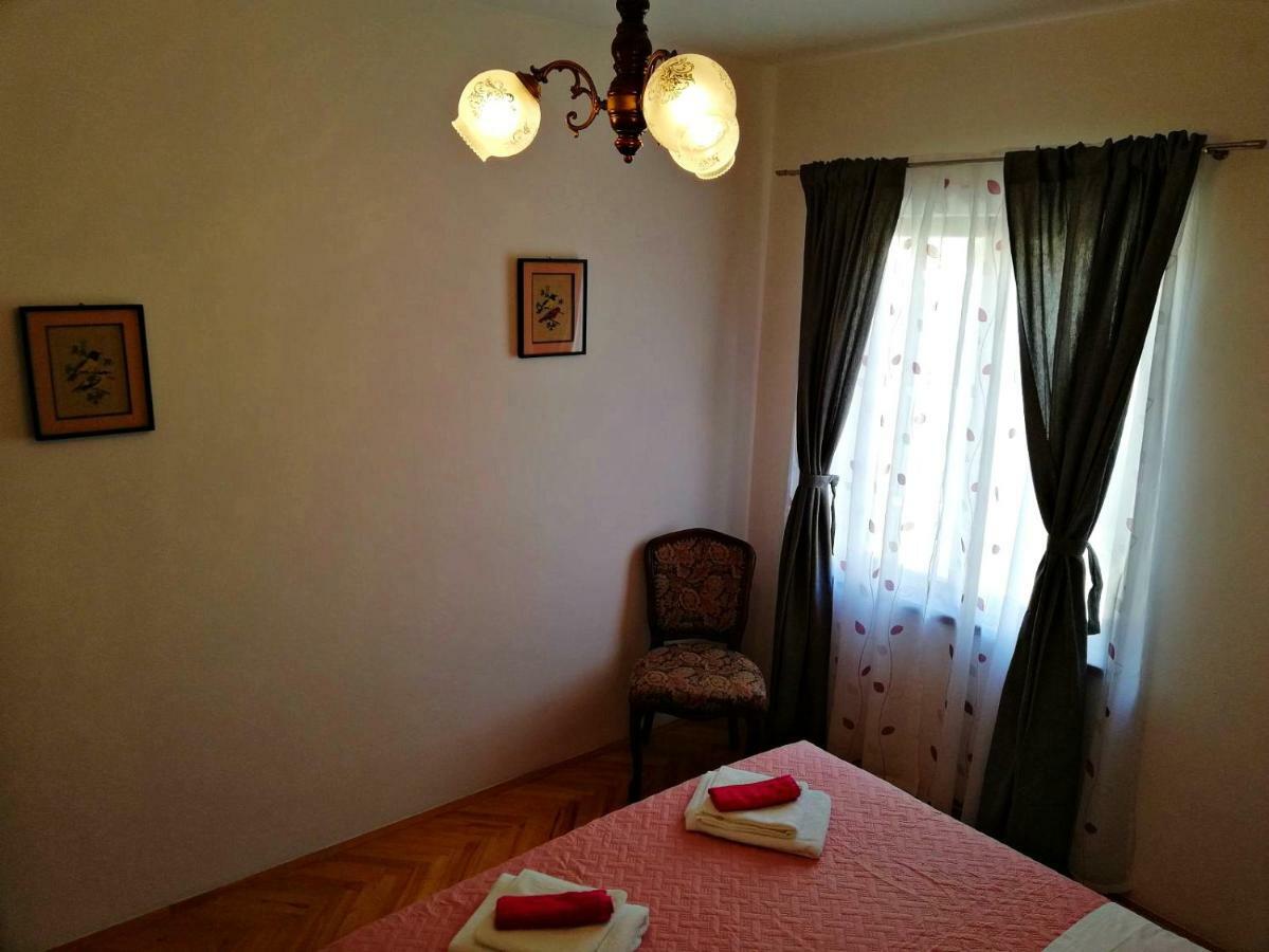 Apartmani Anda Трогир Экстерьер фото