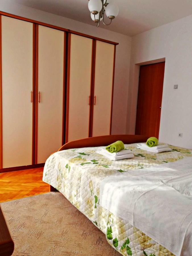 Apartmani Anda Трогир Экстерьер фото