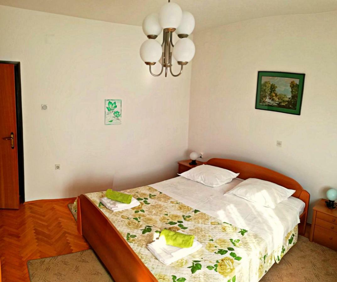 Apartmani Anda Трогир Экстерьер фото