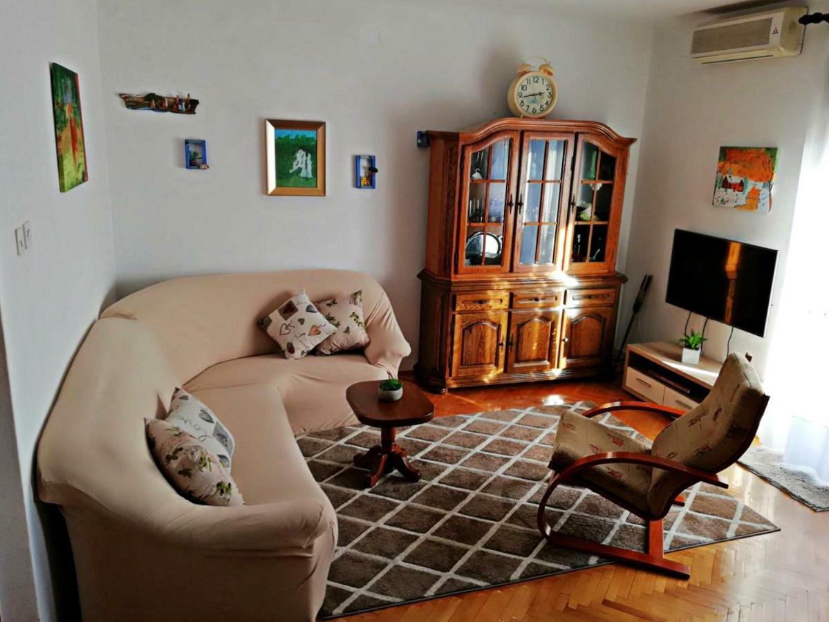 Apartmani Anda Трогир Экстерьер фото