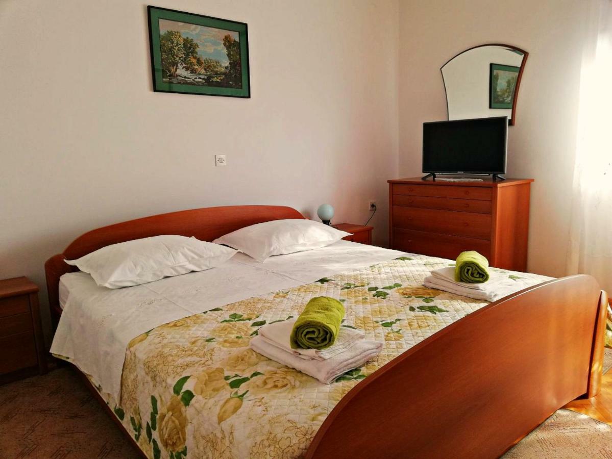 Apartmani Anda Трогир Экстерьер фото