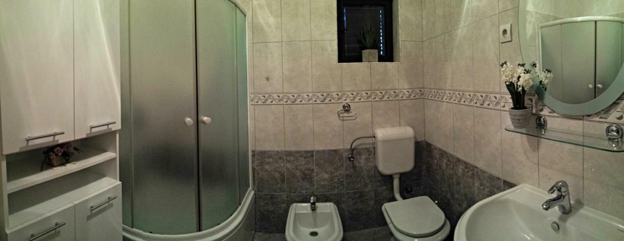Apartmani Anda Трогир Экстерьер фото